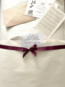 packaging of clay flowers