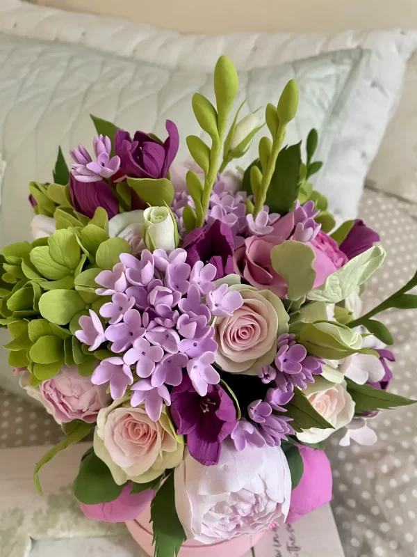 luxury mix of flowers in box